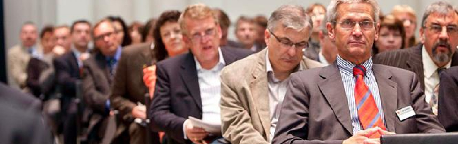 Konferenzen Titelbild Vorschaubild