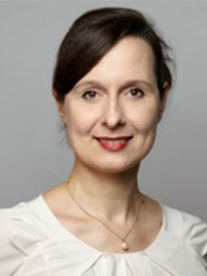 Dr. Ariane Berger